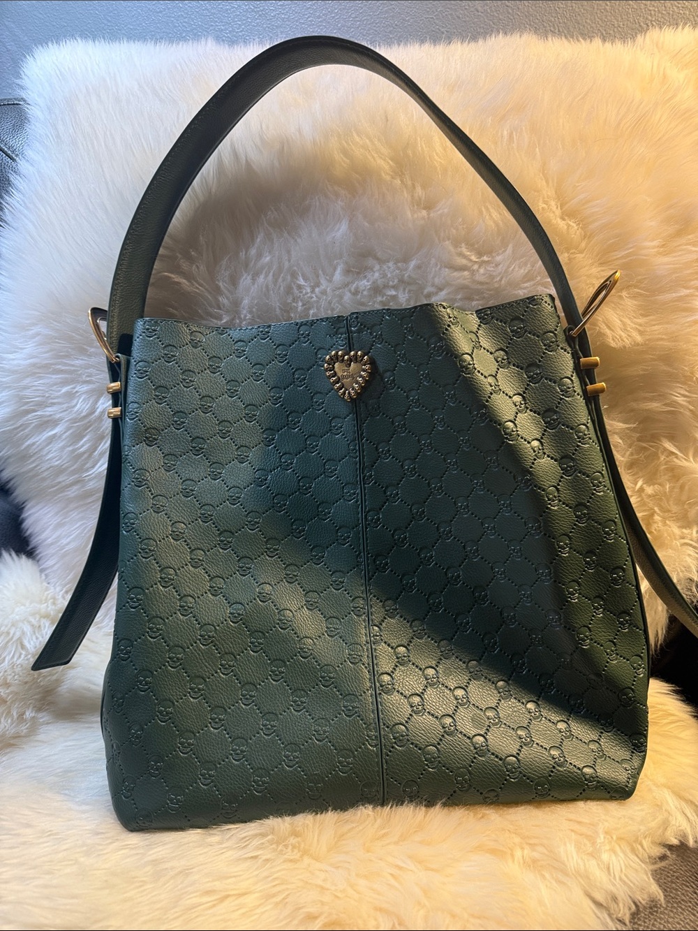 Betsey Johnson Emerald Green Quilted Shull Shoulder Bag with Heart Skull Charm